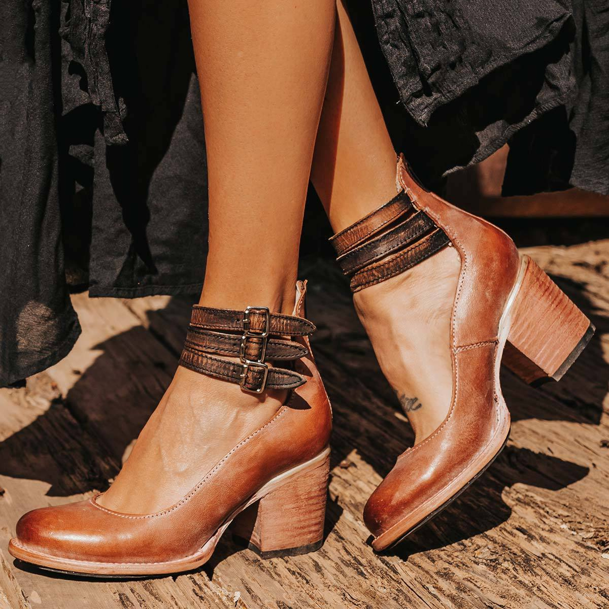 Ginevra - Scarpe con tacco alto con multiple cinghie e suola spessa
