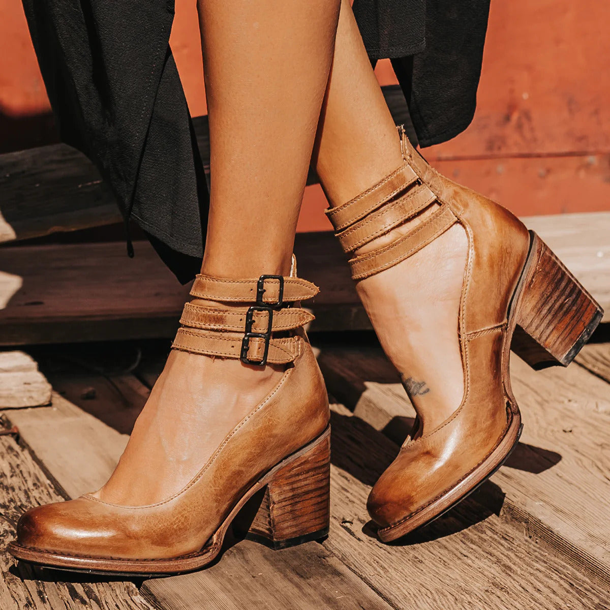 Ginevra - Scarpe con tacco alto con multiple cinghie e suola spessa