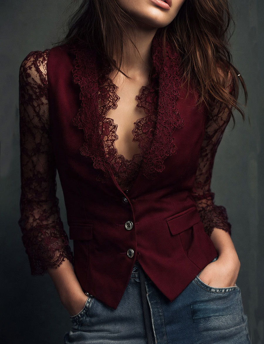Noémie | Giacca Nera con Maniche Semi-Transparenti