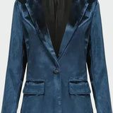 Cappotto in linea raffinata