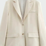 Cappotto Oversized con Linea Moderna