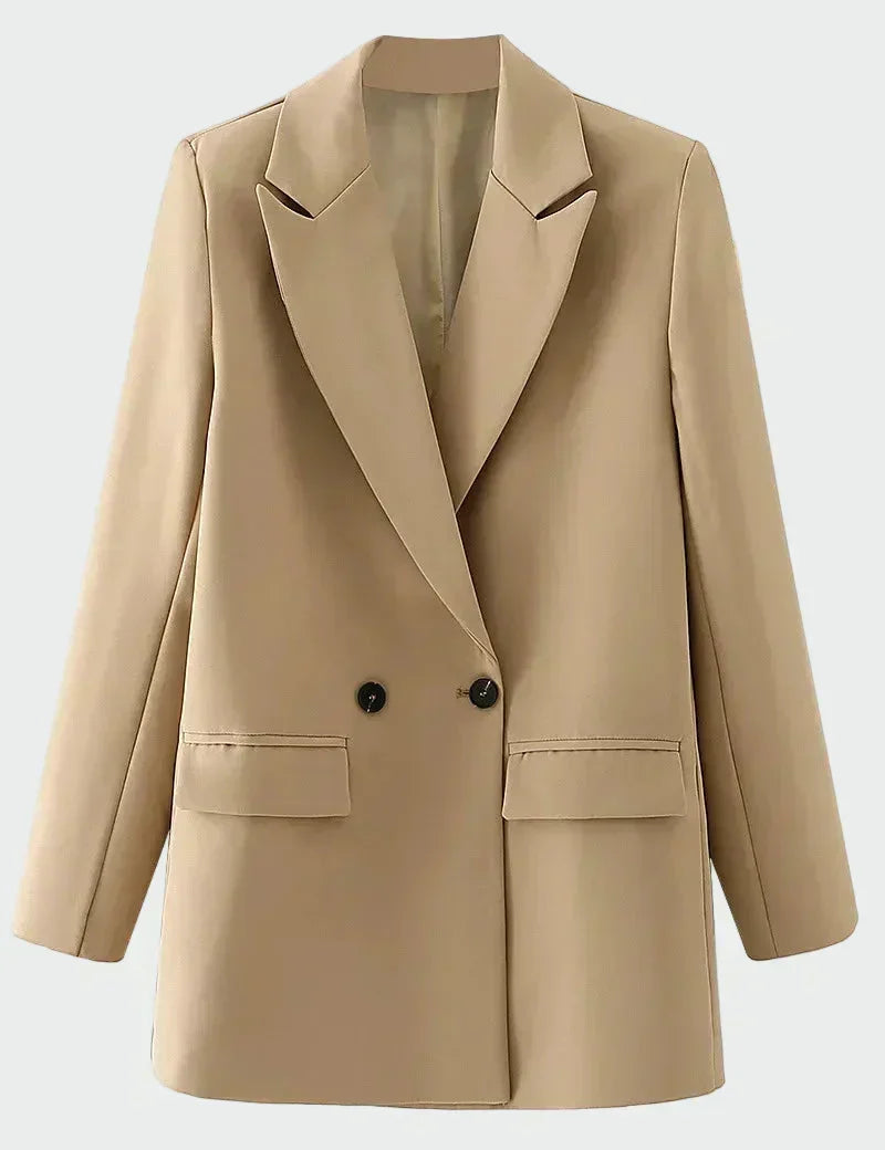 Cappotto Oversized con Linea Moderna