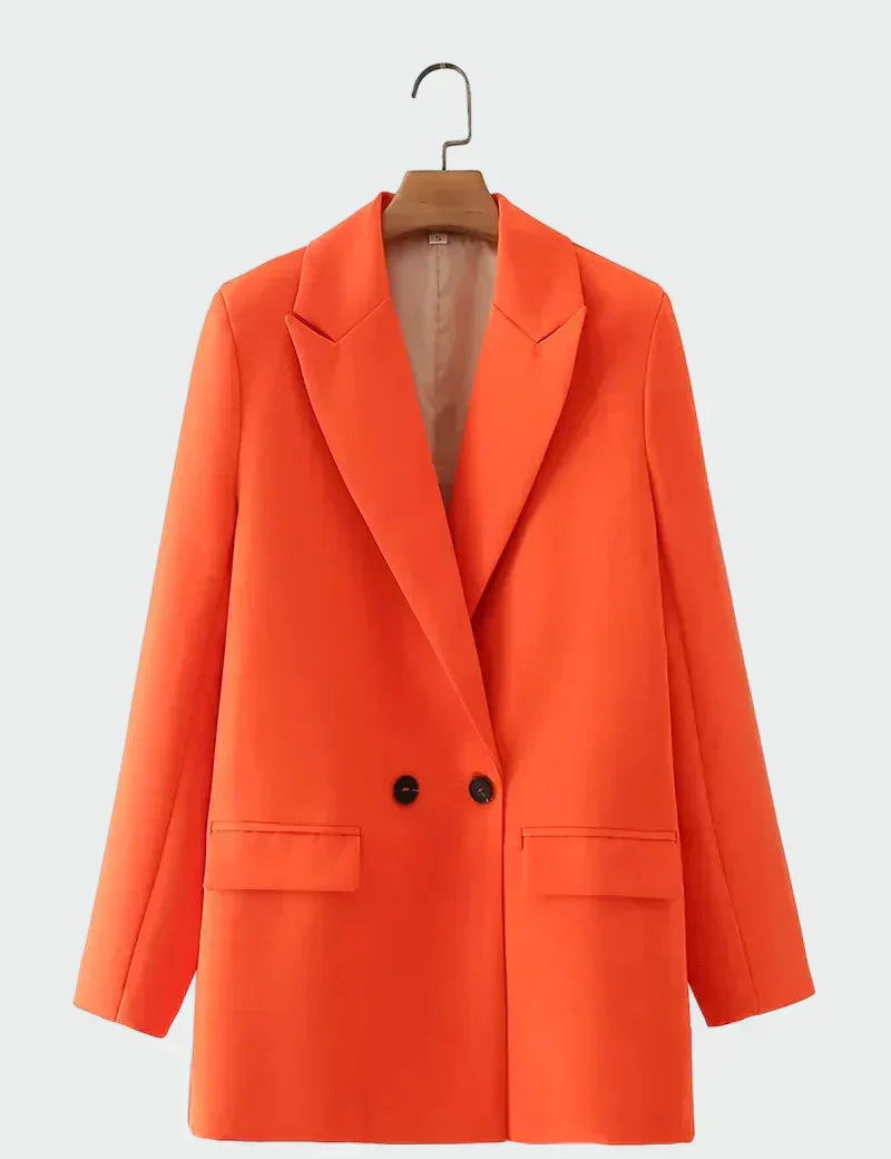 Cappotto Oversized con Linea Moderna