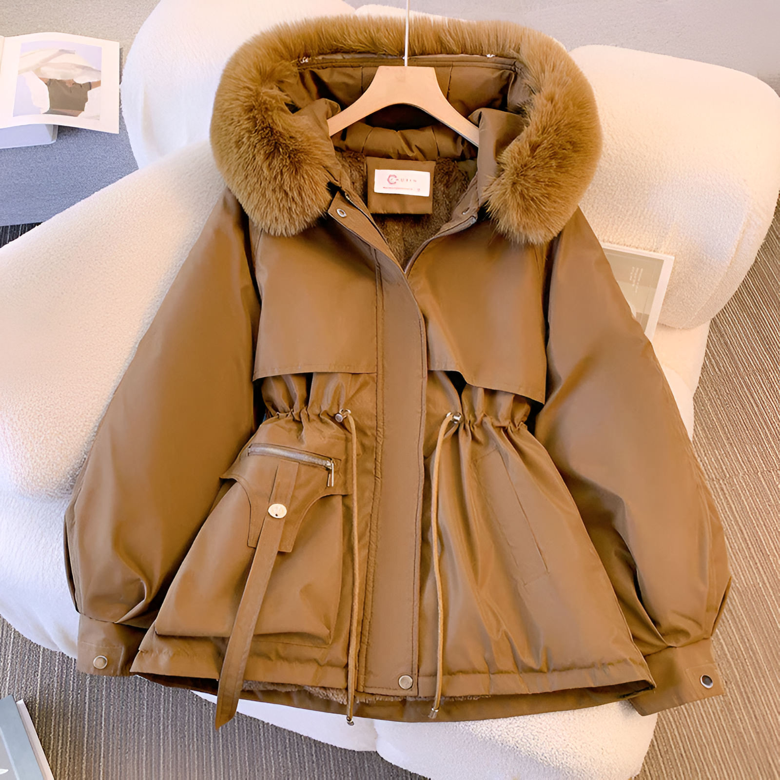 Milena - Cappotto Elegante in Inverno